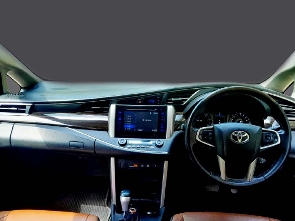 TOYOTA INNOVA CRYSTA 2.8Z 1344