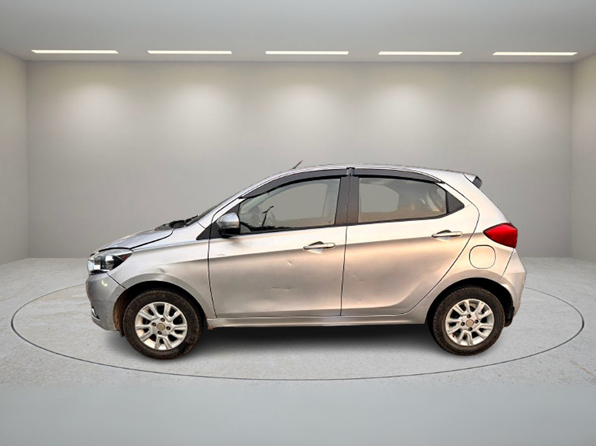 TATA TIAGO XZ A 2018