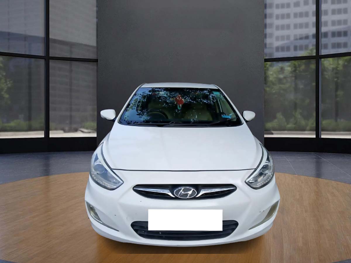 HYUNDAI VERNA VTVT 4717