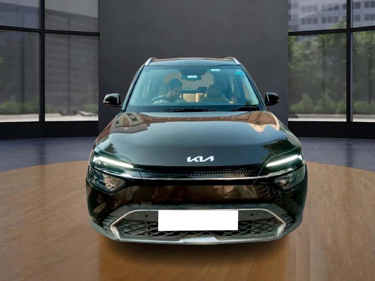 KIA CARENS 6MT LUXURY 7 9564