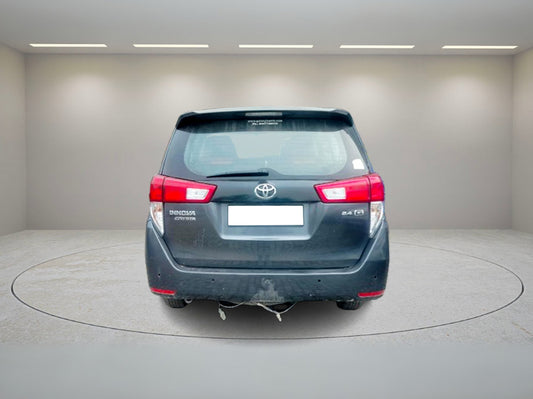 TOYOTA INNOVA CRYSTA 2.4 G MT 7STR 2020