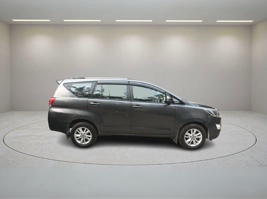 TOYOTA INNOVA CRYSTA 2.4 G MT 7STR 2019