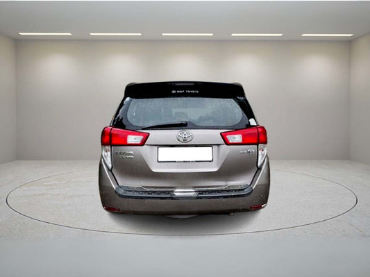 TOYOTA INNOVA CRYSTA 2.8 G AT 2019