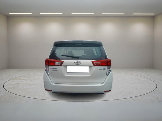 TOYOTA INNOVA CRYSTA 2.4 Z AT 2022