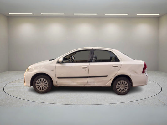 TOYOTA ETIOS G (F) 2016