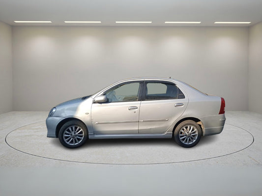 TOYOTA ETIOS VX 2011