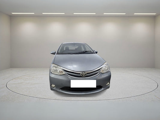 TOYOTA ETIOS V 2013