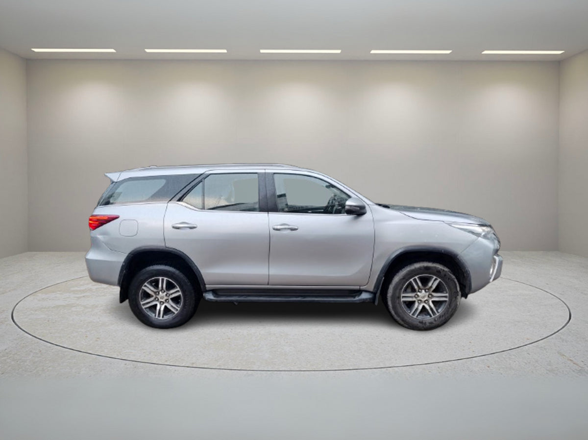 TOYOTA FORTUNER 4*2 AT 2017