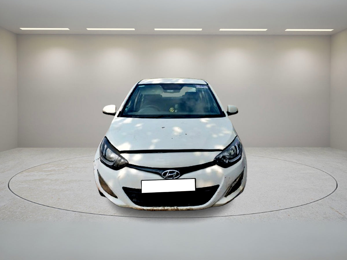 HYUNDAI I.20 SPORTZ 2013