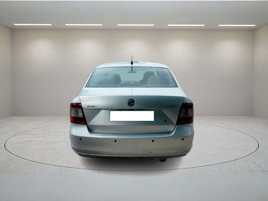 SKODA RAPID ELE AT 1.6 MPI 2014