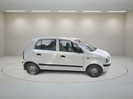 HYUNDAI SANTRO GL 2012
