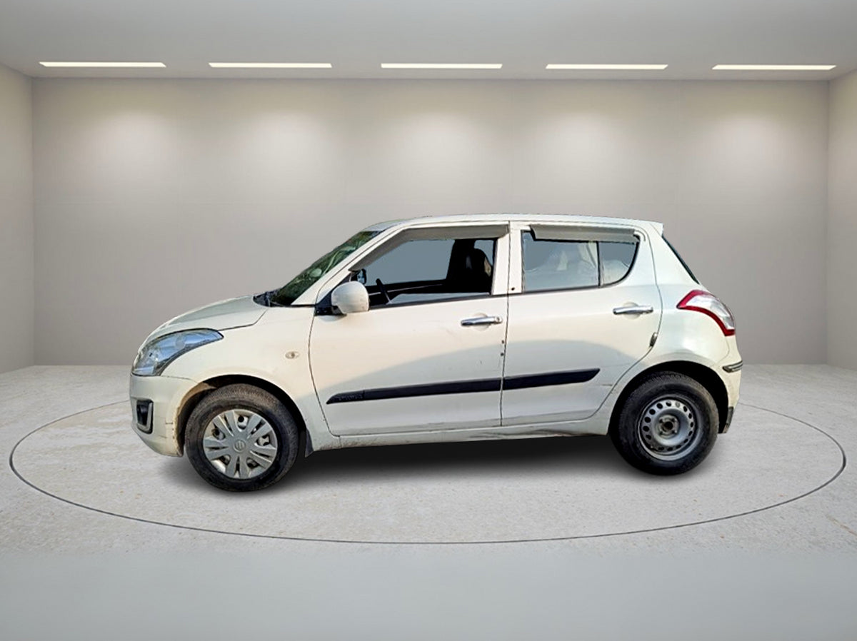 MARUTI SWIFT LXI (O) 2017