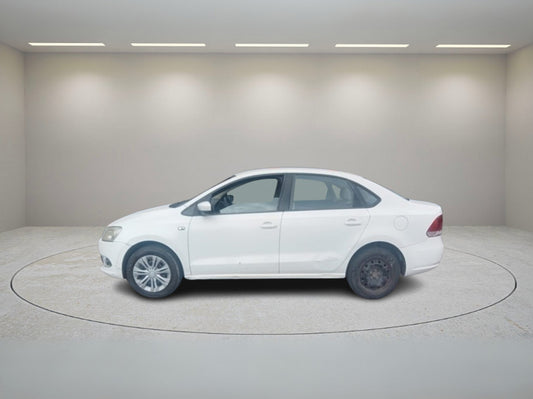 VOLKSWAGEN VENTO 1.6 2013