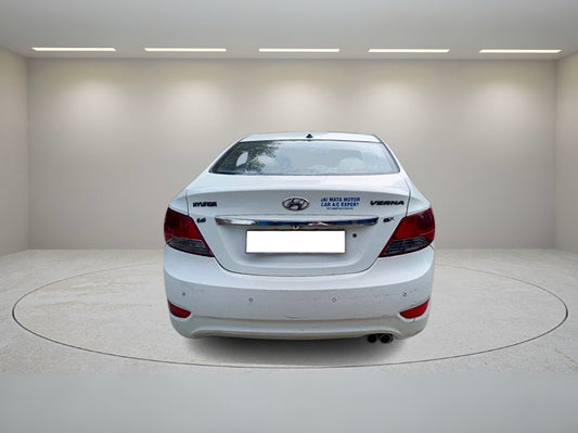 HYUNDAI VERNA SX 2013