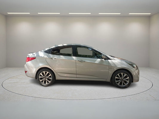 HYUNDAI VERNA SX 2016