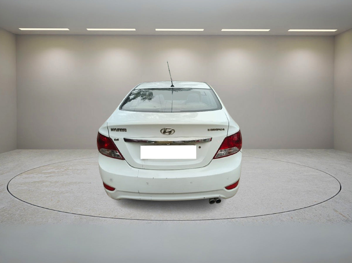 HYUNDAI VERNA VTVT EX 1.6 2012