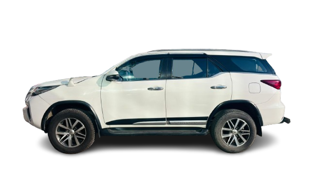 TOYOTA FORTUNER 4*4 MT 2018