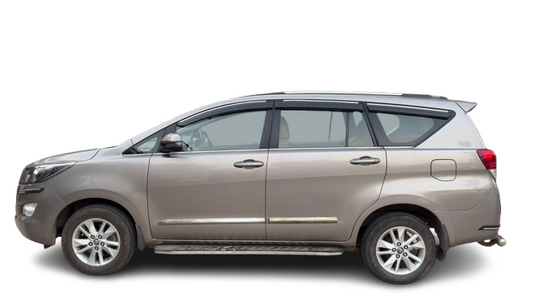TOYOTA INNOVA CRYSTA 2.4 G MT 8STR 2017