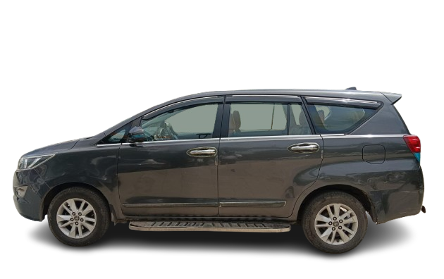 TOYOTA INNOVA CRYSTA 2.8 G AT 8STR 2017