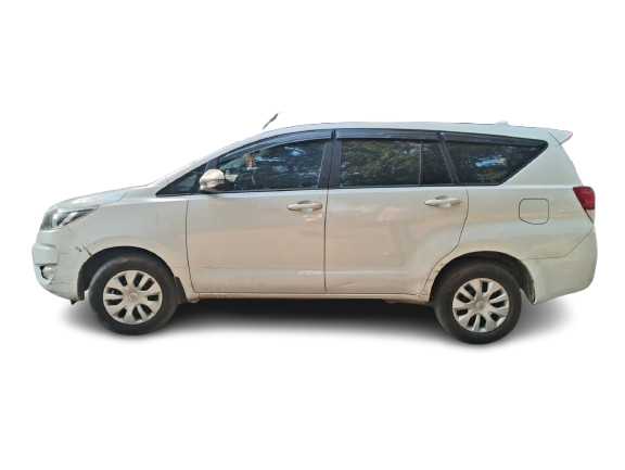 TOYOTA INNOVA CRYSTA GX MT 2025
