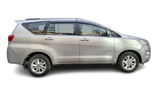 Used Toyota Innova Crysta 2.4 G MT 2018 — Delhi