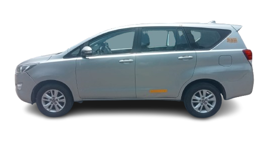 Used Toyota Innova Crysta 2.4 G MT 2016 — Delhi