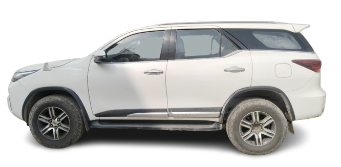 Used Toyota Fortuner 4X2 AT 2017 — Delhi