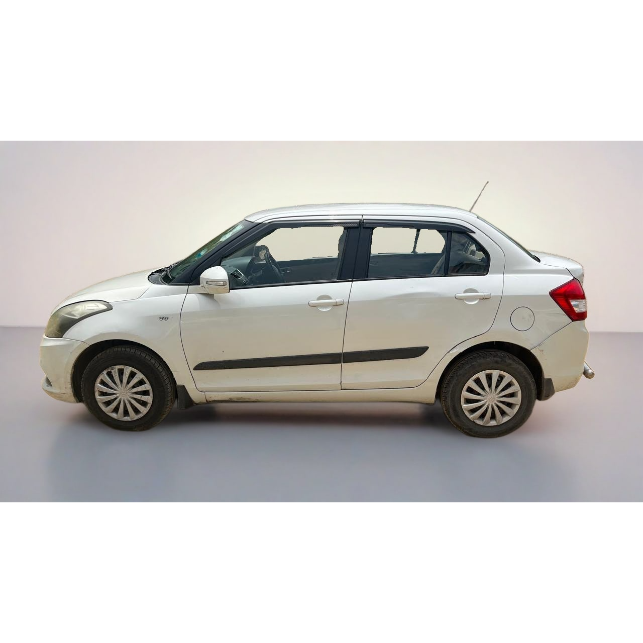 Used Maruti Dzire VXi 2015 — Delhi