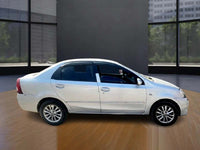 TOYOTA ETIOS V 0921