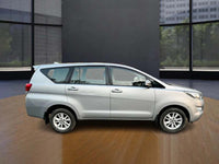 TOYOTA INNOVA CRYSTA 2.4 G MT 2016