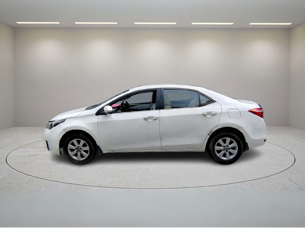 TOYOTA ALTIS G 2015