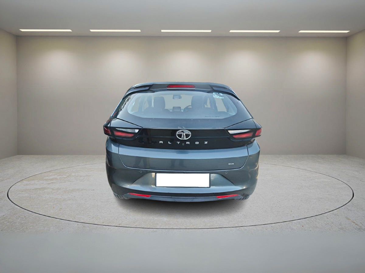 TATA ALTROZ DCA XT 2023