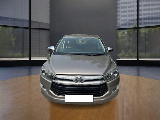 TOYOTA  INNOVA CRYSTA 2.8 Z AT 1100