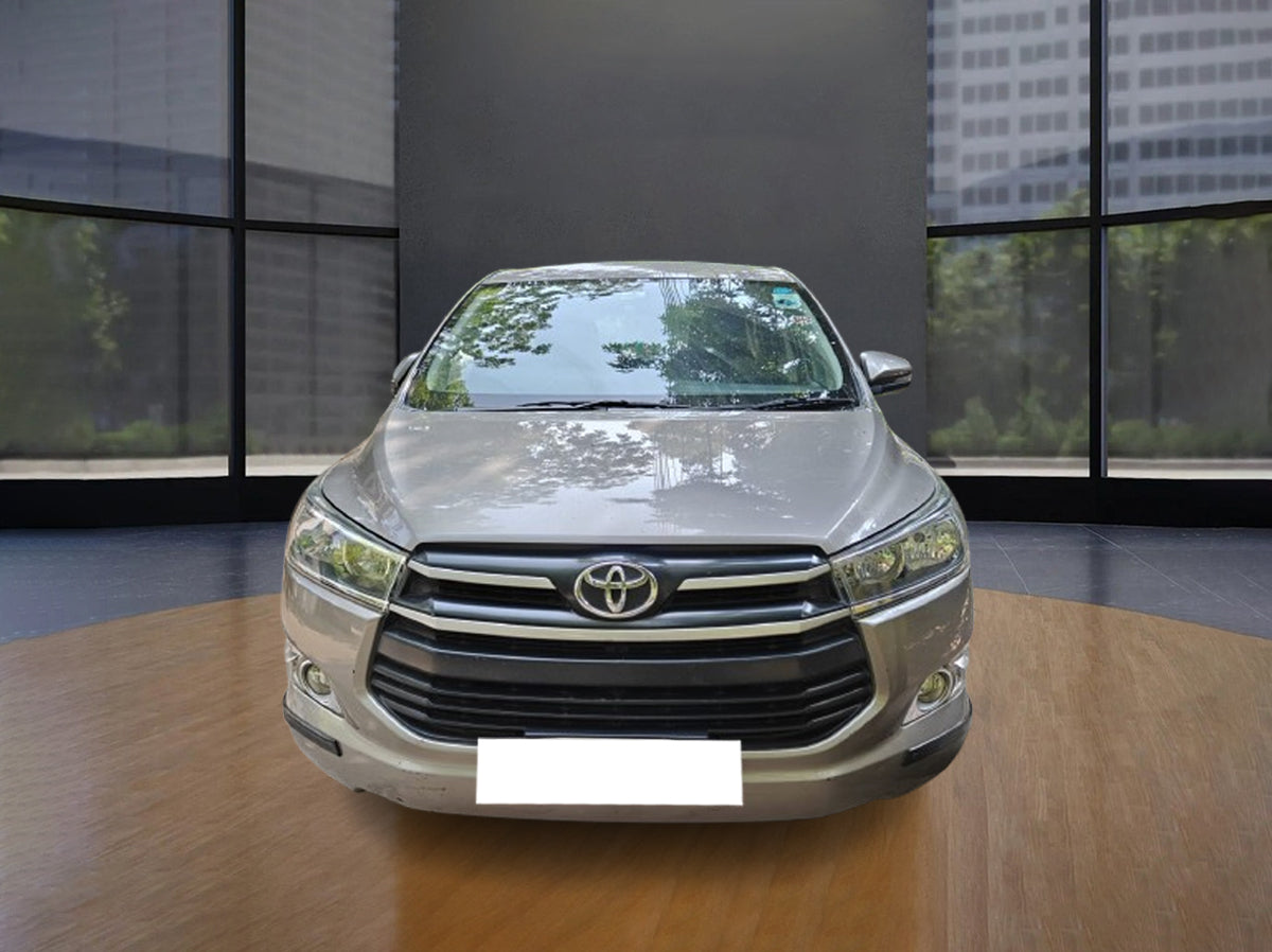 TOYOTA  INNOVA CRYSTA 2.4 G MT 2585