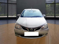 TOYOTA ETIOS V 8838