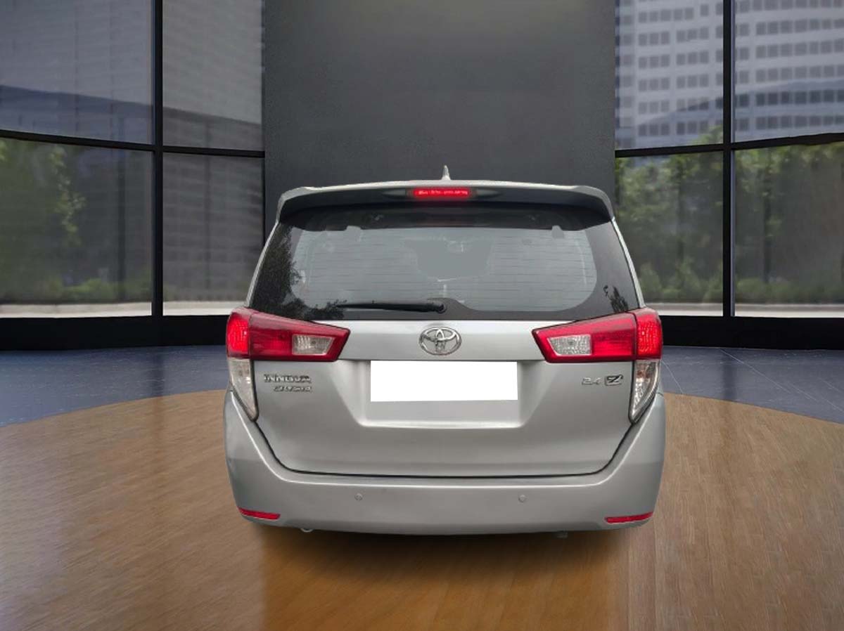 TOYOTA  INNOVA CRYSTA 2.4 Z MT 2371