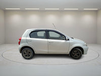 TOYOTA ETIOS LIVA G 2016