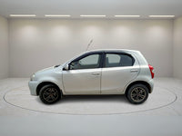 TOYOTA ETIOS LIVA G 2016