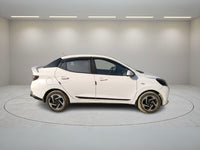 HYUNDAI AURA 1.2 MT 2023