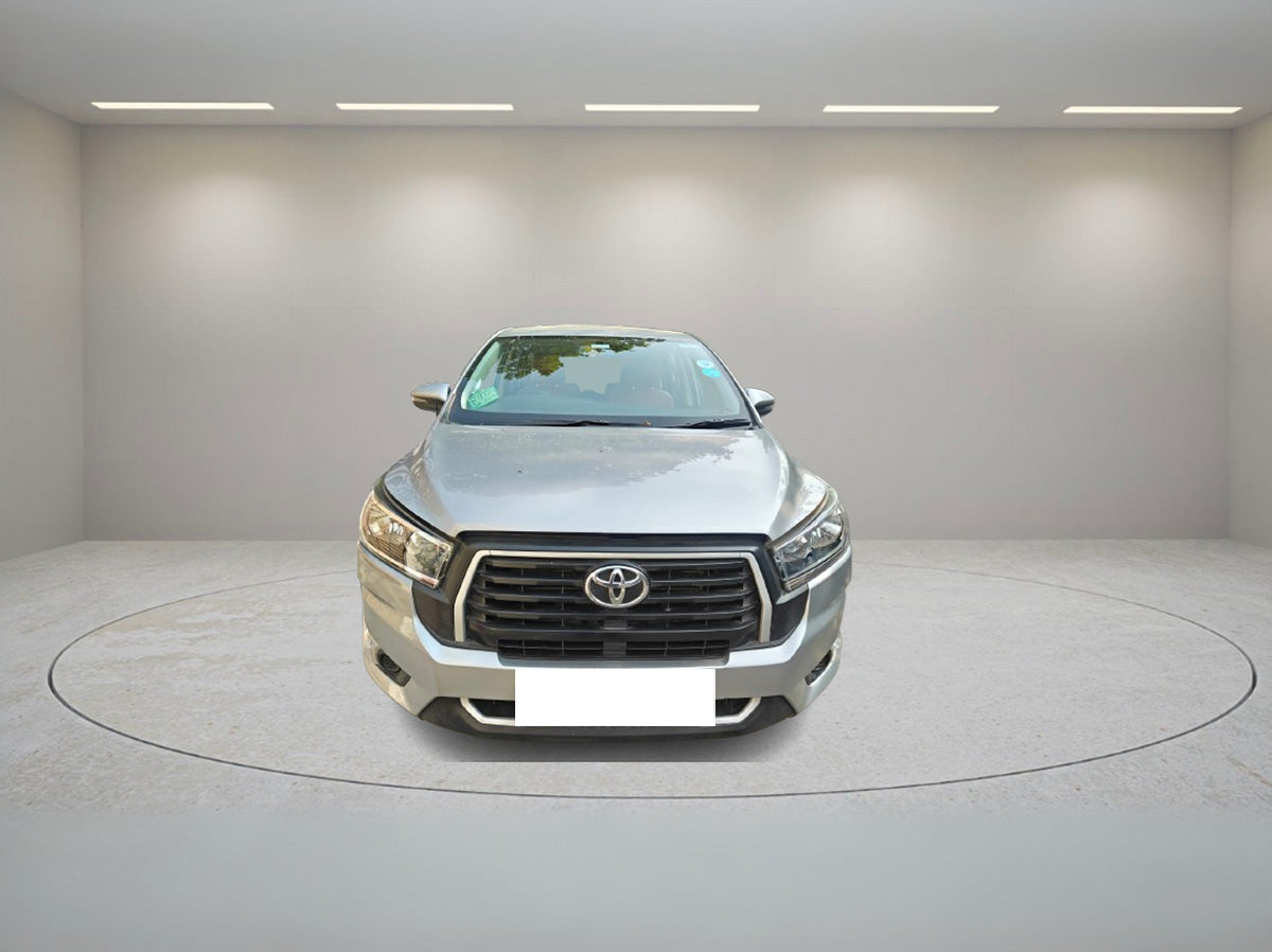 TOYOTA INNOVA CRYSTA GX MT 2023