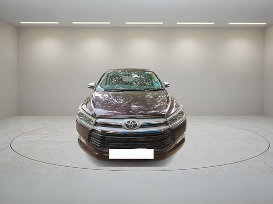 TOYOTA INNOVA CRYSTA 2.7 Z AT 2017