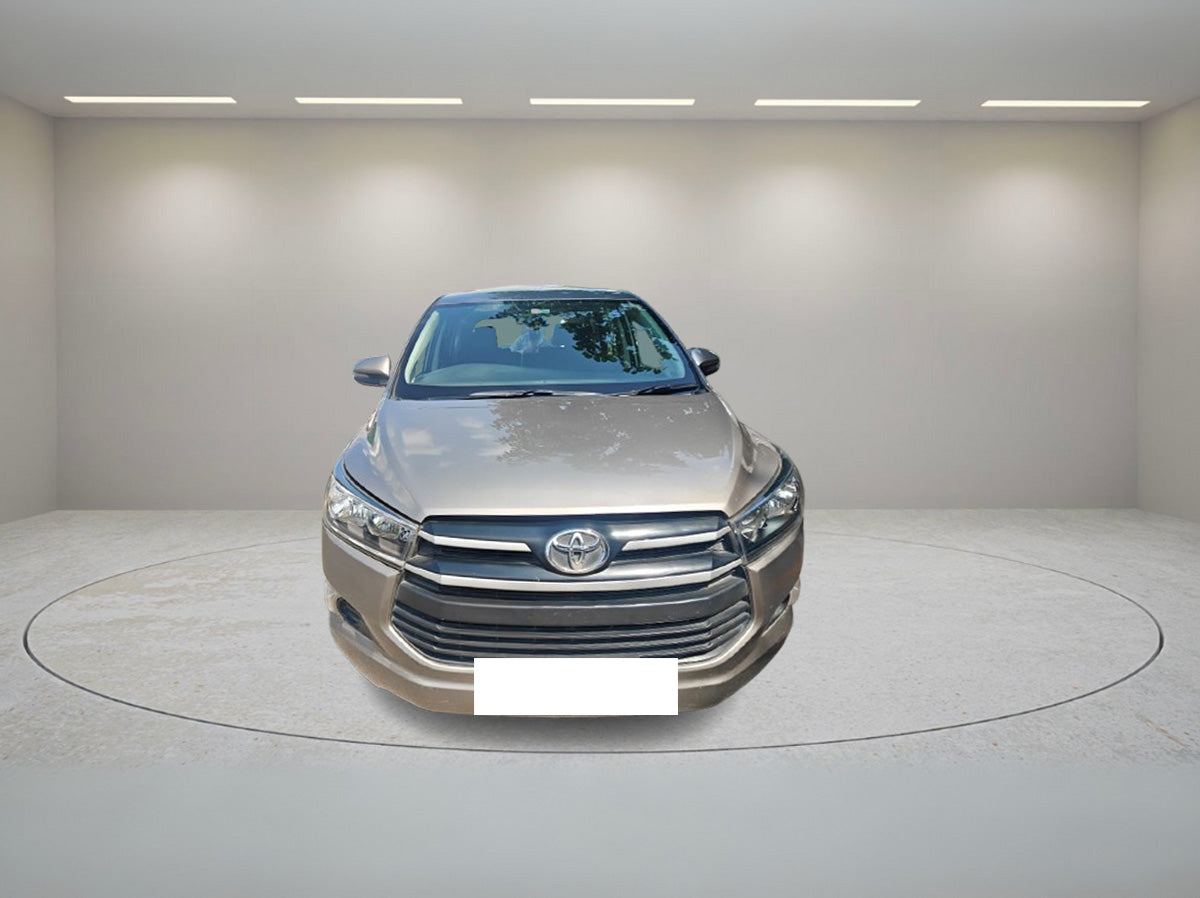 TOYOTA INNOVA CRYSTA 2.4 G AT 2020