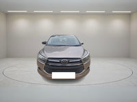 TOYOTA INNOVA CRYSTA 2.4 G MT 2017