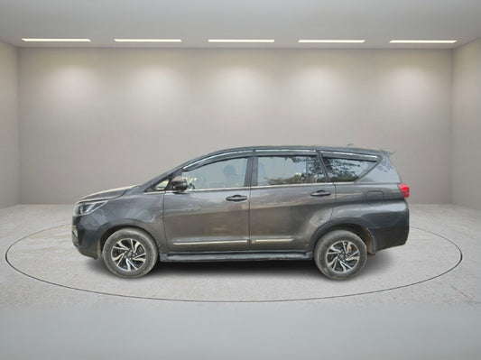 TOYOTA INNOVA CRYSTA 2.7 G MT 8STR 2021