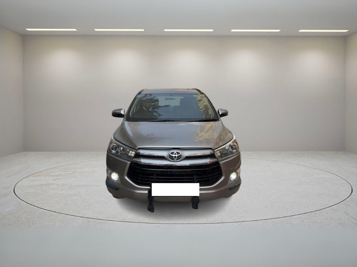 TOYOTA INNOVA CRYSTA 2.8 Z AT 2019