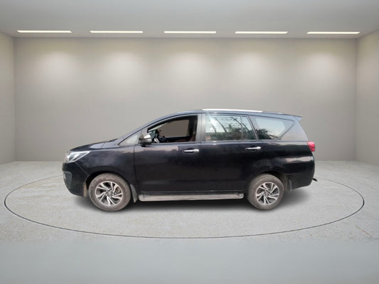 TOYOTA INNOVA CRYSTA 2.4 G (AT) 7 STR 2021