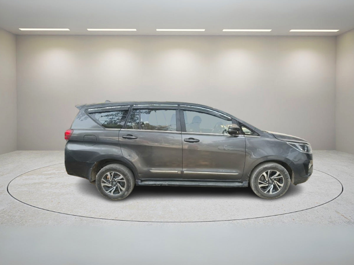 TOYOTA INNOVA CRYSTA 2.7 G MT 8STR 2021