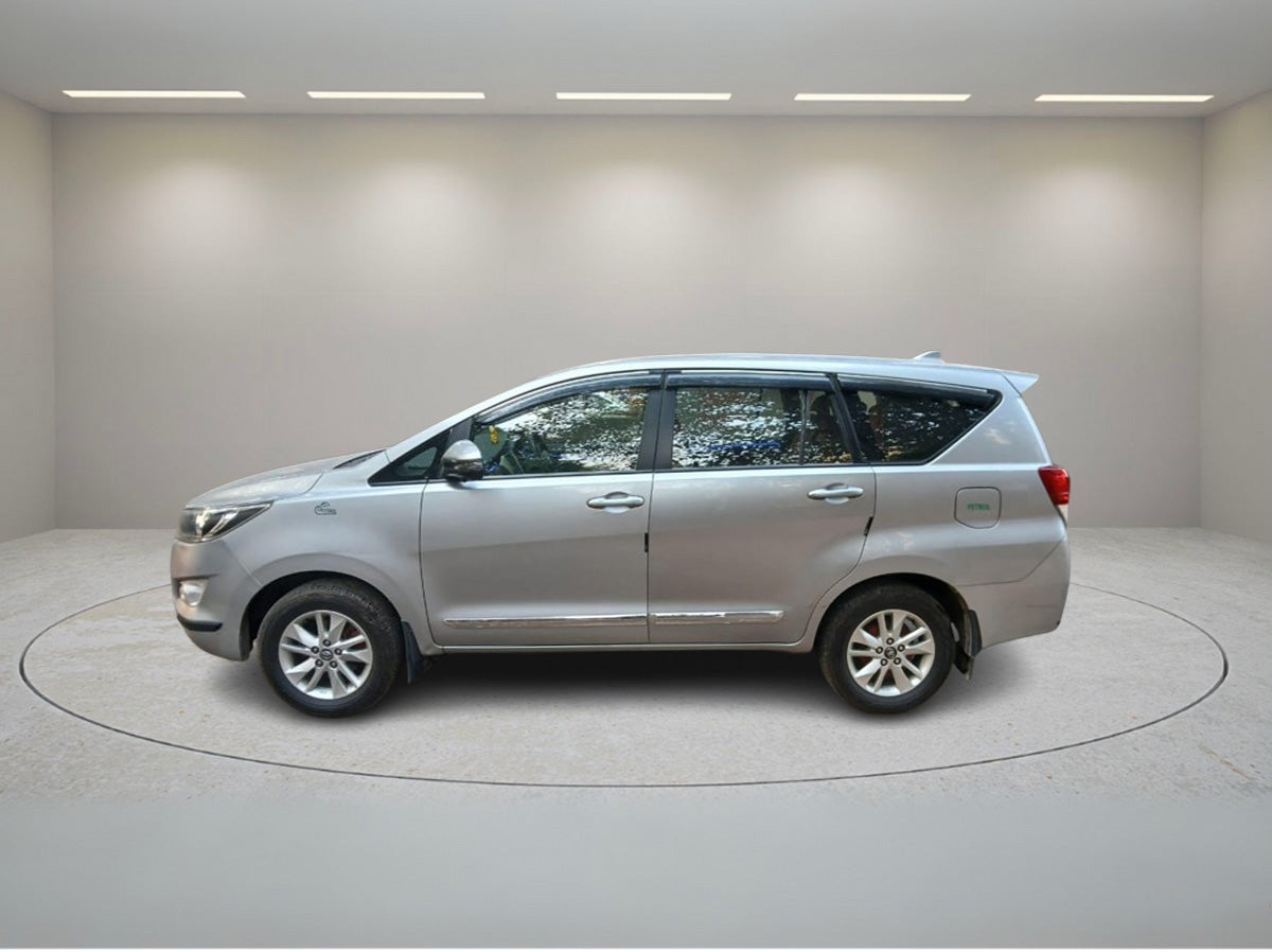 TOYOTA INNOVA CRYSTA 2.7 G 2019