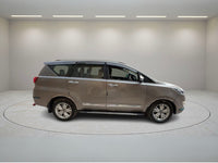 TOYOTA INNOVA CRYSTA 2.8 Z AT 2019