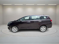 TOYOTA INNOVA CRYSTA 2.8 Z AT 2016